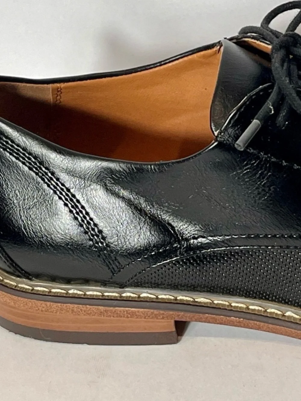 Steve Madden Men’s Nytro Black Perforated Derby Dress Shoes Size 9